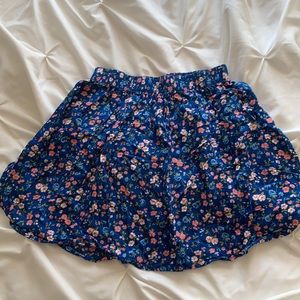[S] Hollister Flower Pattern Skirt